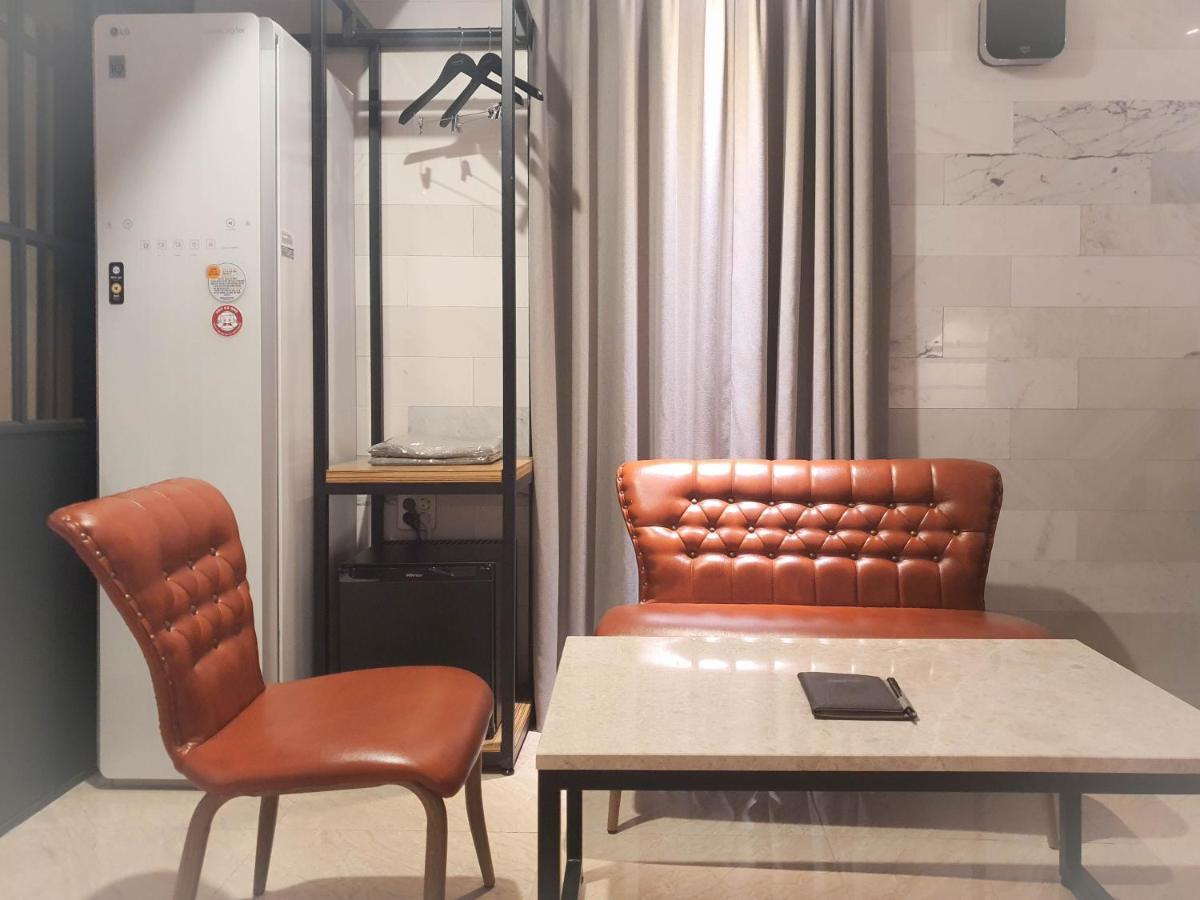 Docking Hotel Gimpo Ngoại thất bức ảnh