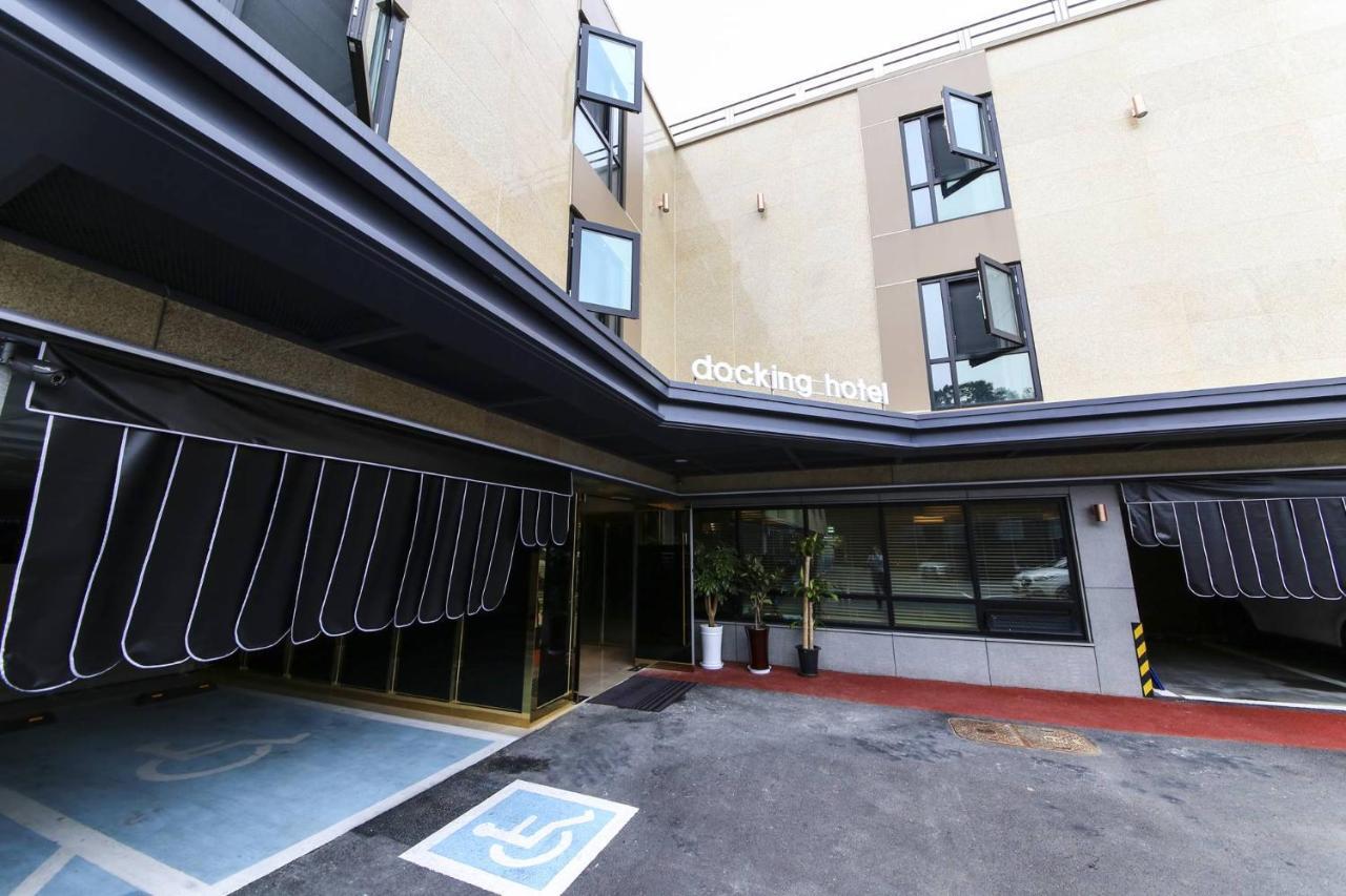 Docking Hotel Gimpo Ngoại thất bức ảnh