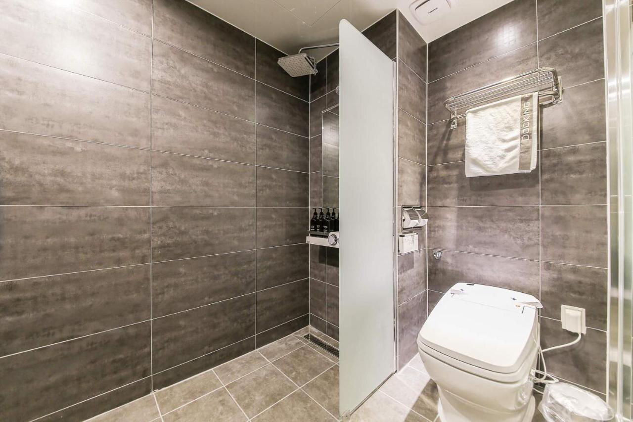 Docking Hotel Gimpo Ngoại thất bức ảnh